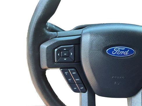 Used 2020 Ford F150 XLT w/ Equipment Group 302A Luxury AWD/4WD image 34