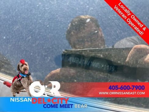 Used 2021 Nissan Rogue Sport S image 2