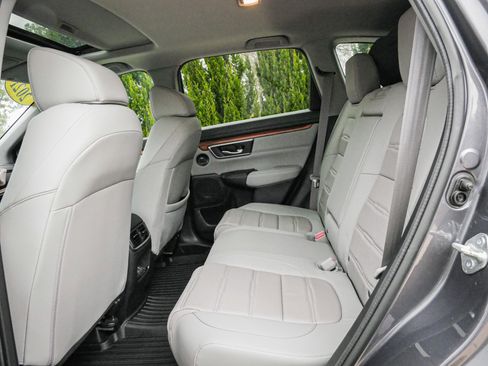 Used 2021 Honda CR-V Touring image 31