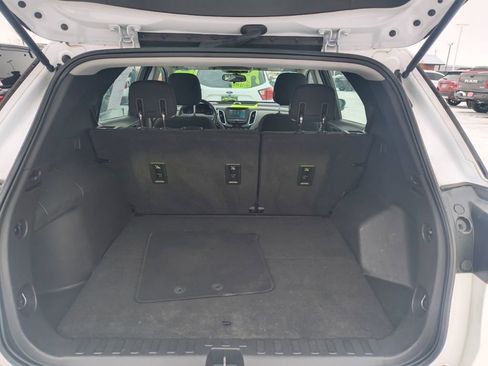 Used 2018 Chevrolet Equinox LS image 12