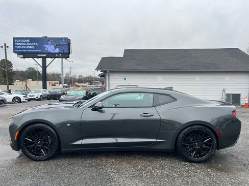Used 2017 Chevrolet Camaro LT image 2