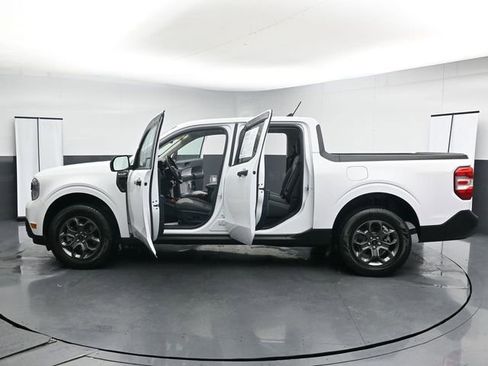 Certified 2024 Ford Maverick XLT w/ XLT Luxury Package AWD/4WD image 40