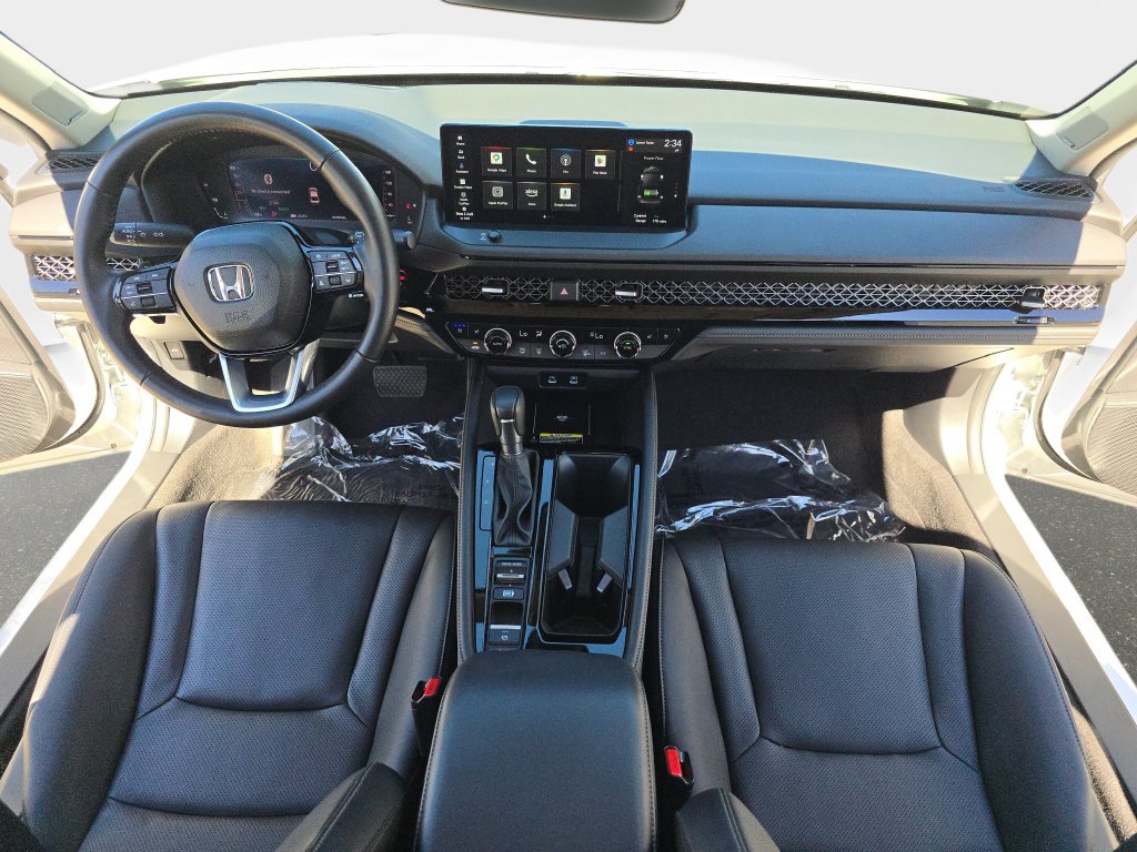 Used 2024 Honda Accord Touring image 10