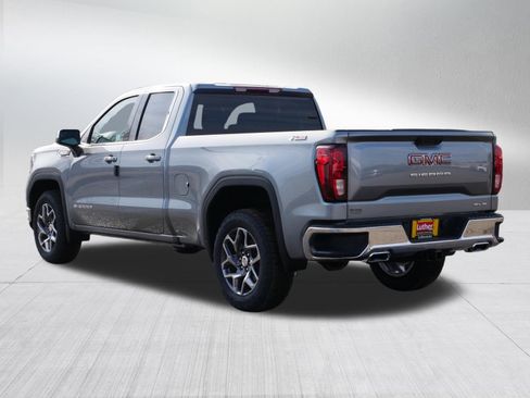 New 2026 GMC Sierra 1500 SLE w/ X31 Off-Road Package image 3