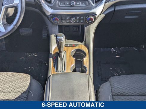 Used 2017 GMC Acadia SLE image 21