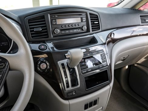 Used 2015 Nissan Quest S FWD image 23