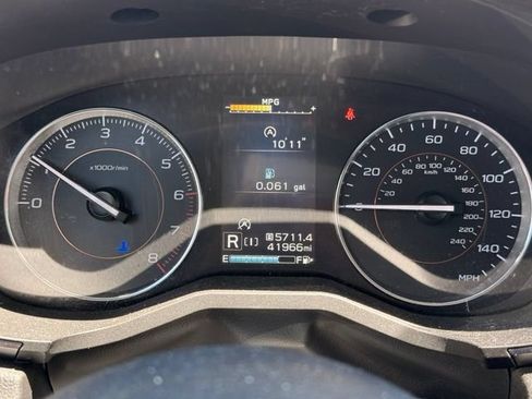Certified 2023 Subaru Crosstrek 2.5i Limited AWD/4WD image 12
