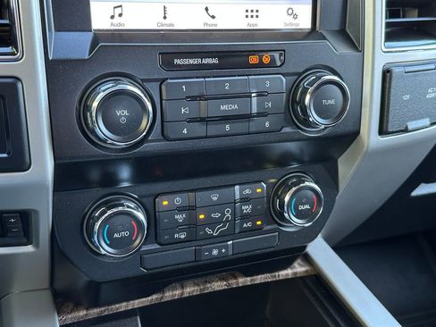 Used 2019 Ford F350 Lariat AWD/4WD image 30