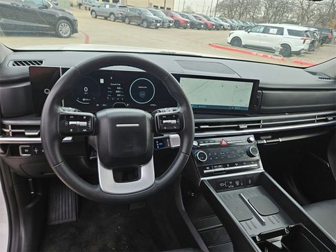Used 2025 Hyundai Santa Fe Limited image 16