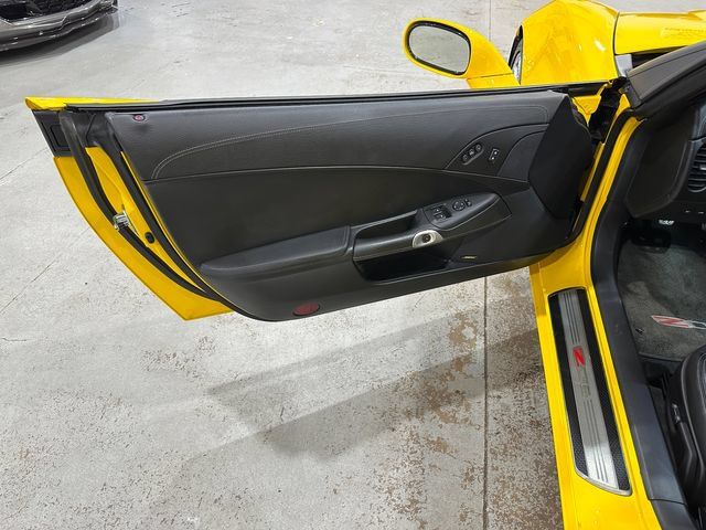 Used 2009 Chevrolet Corvette Z06 w/ Preferred Equipment Group RWD image 14