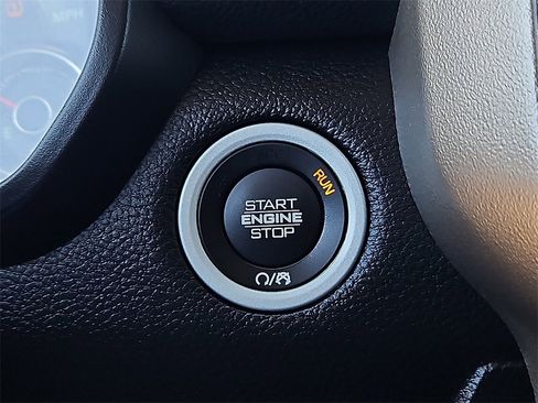 Certified 2019 RAM 1500 Laramie image 26