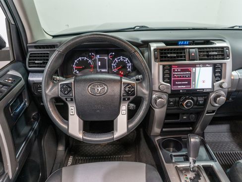 Used 2020 Toyota 4Runner SR5 Premium w/ Moonroof Package image 11
