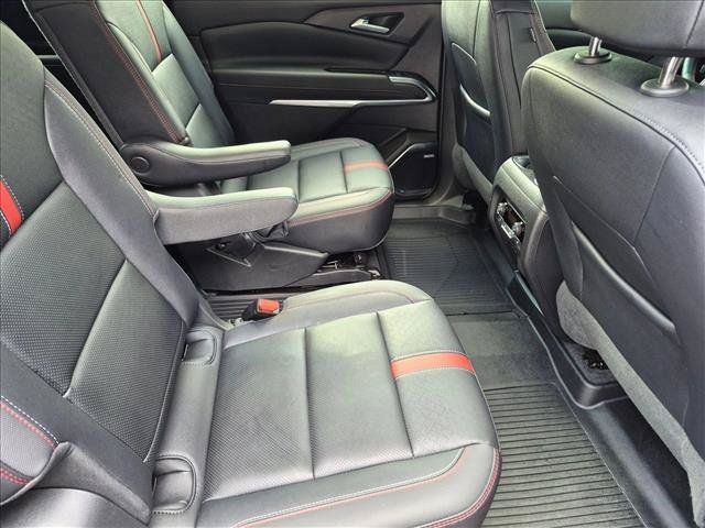 Used 2024 Chevrolet Traverse RS w/ LPO, Floor Liner Package FWD image 20