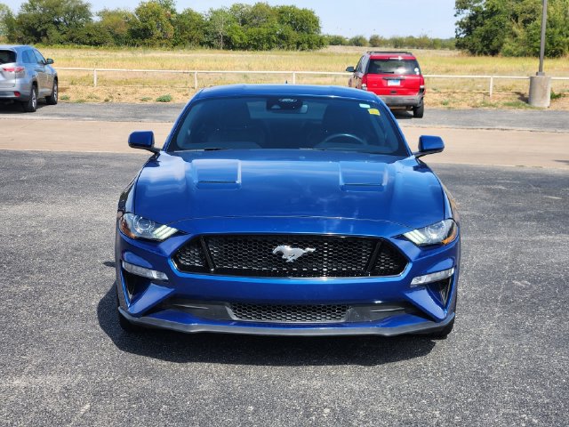 Used 2022 Ford Mustang GT Premium w/ Equipment Group 401A RWD image 2