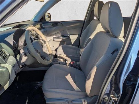 Used 2013 Subaru Forester 2.5X image 11