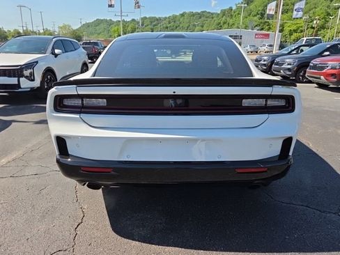 Used 2026 Dodge Charger Scat Pack w/ Blacktop Package AWD/4WD image 6