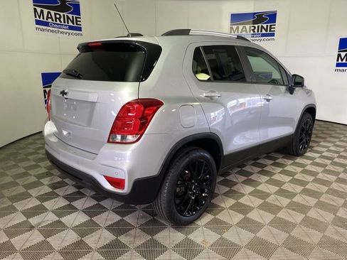 Certified 2022 Chevrolet Trax LT w/ Driver Confidence Package image 13