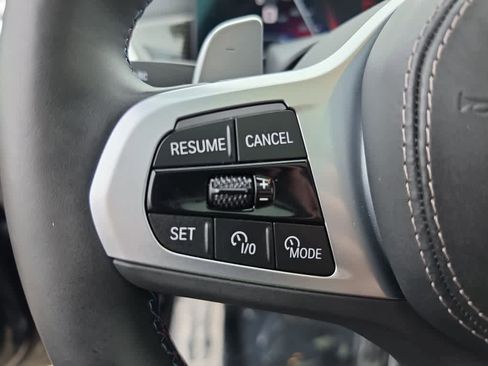 Used 2026 BMW X7 M60i image 17