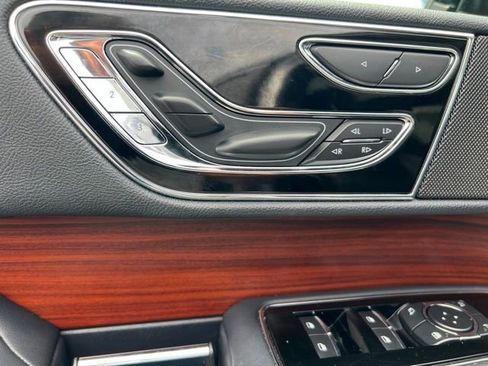 Used 2022 Lincoln Navigator L Reserve image 27