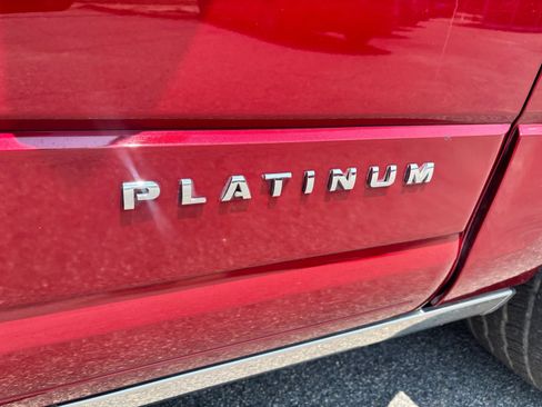 Used 2017 Ford Expedition Platinum RWD image 10