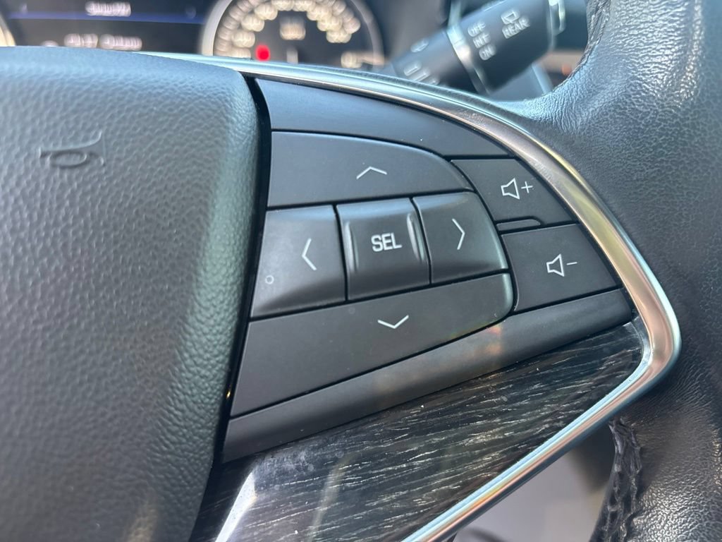 Used 2022 Cadillac XT5 Premium Luxury w/ Technology Package AWD/4WD image 27