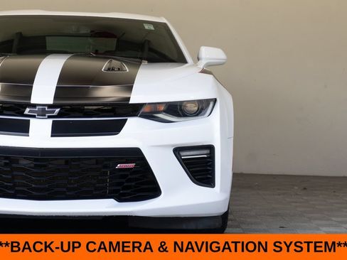 Used 2018 Chevrolet Camaro SS RWD image 5