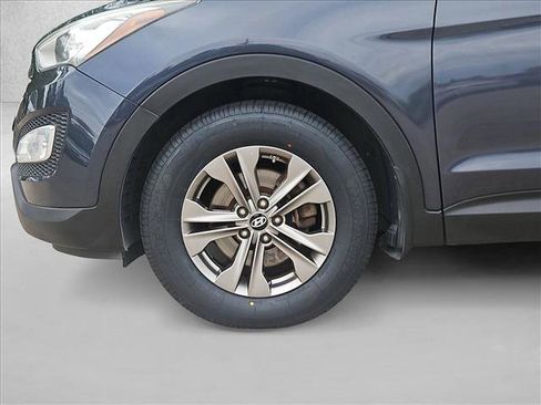 Used 2015 Hyundai Santa Fe Sport w/ Option Group 02 FWD image 22
