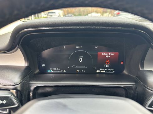 Used 2021 Lincoln Nautilus FWD w/ Equipment Group 101A image 22