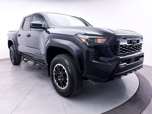Used 2024 Toyota Tacoma TRD Off-Road AWD/4WD image 11