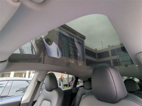 Used 2023 Tesla Model Y Long Range image 23