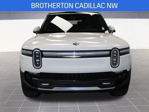 Used 2025 Rivian R1S Adventure image 10