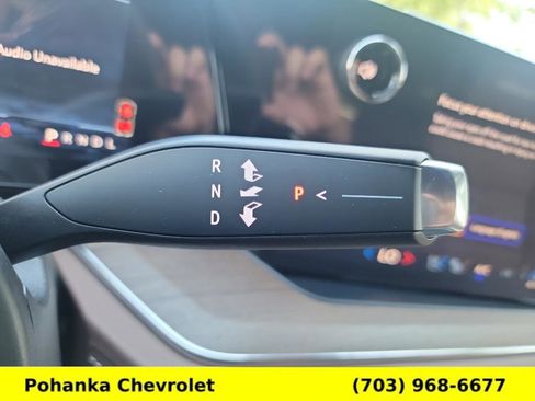 New 2025 Chevrolet Suburban High Country image 15