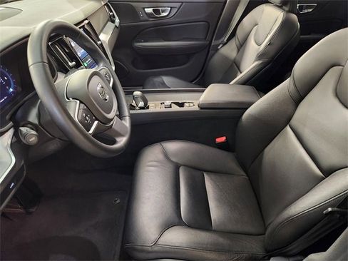 Used 2024 Volvo S60 B5 Core image 14
