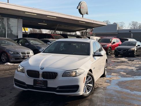 Used 2014 BMW 528i xDrive 528i xDrive Sedan 4D image 1