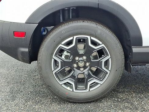 New 2025 Ford Bronco Sport Outer Banks w/ Outer Banks Tech Package+ image 5