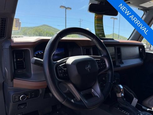 Used 2024 Ford Bronco Outer Banks AWD/4WD image 11