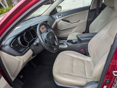 Used 2013 Kia Optima EX w/ Premium Pkg image 9