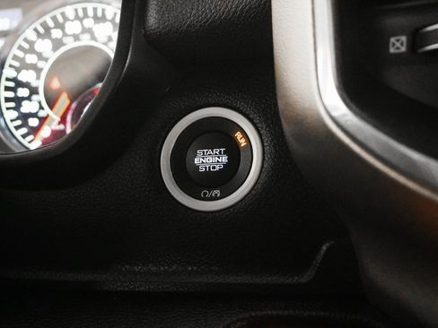 Certified 2019 RAM 1500 Laramie image 24