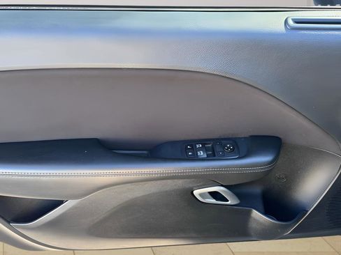 Used 2020 Dodge Challenger R/T w/ Driver Convenience Group image 27