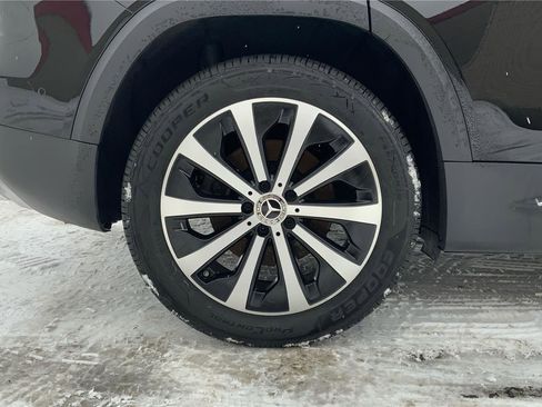 Used 2020 Mercedes-Benz GLB 250 4MATIC image 28