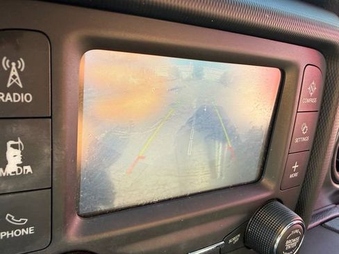 Used 2018 Jeep Wrangler Unlimited Sport S image 24