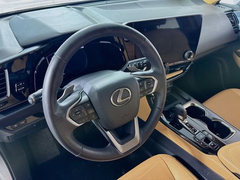 Used 2022 Lexus NX 350 AWD image 12