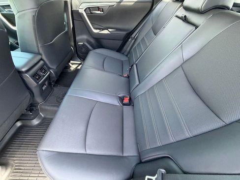 Certified 2025 Toyota RAV4 Limited w/ Advanced Technology Package image 28