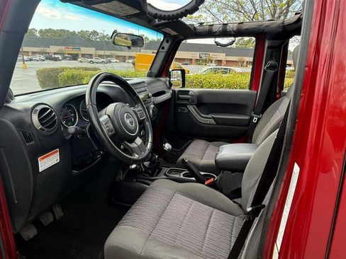 Used 2012 Jeep Wrangler Unlimited Sport AWD/4WD image 9