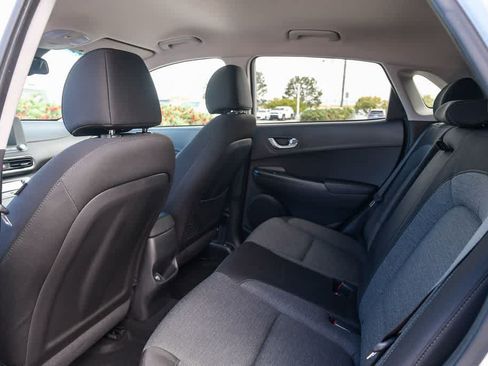 Used 2023 Hyundai Kona SE FWD image 18