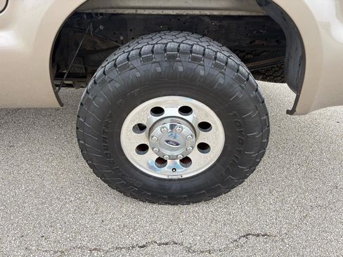Used 2006 Ford F250 XLT AWD/4WD image 11