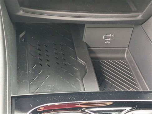 New 2026 Chrysler Pacifica Limited w/ Trailer Tow Group image 26