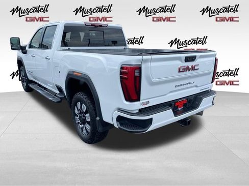 Used 2024 GMC Sierra 3500 Denali w/ Denali Reserve Package AWD/4WD image 5
