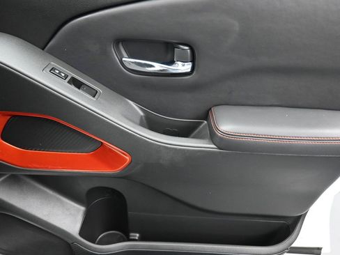 Used 2022 Nissan Frontier PRO-4X w/ Off-Road Protection Package image 44