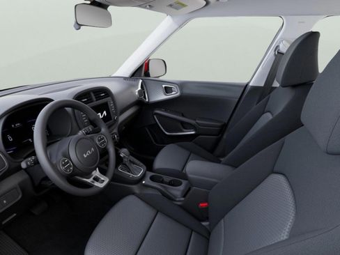 New 2025 Kia Soul LX image 17